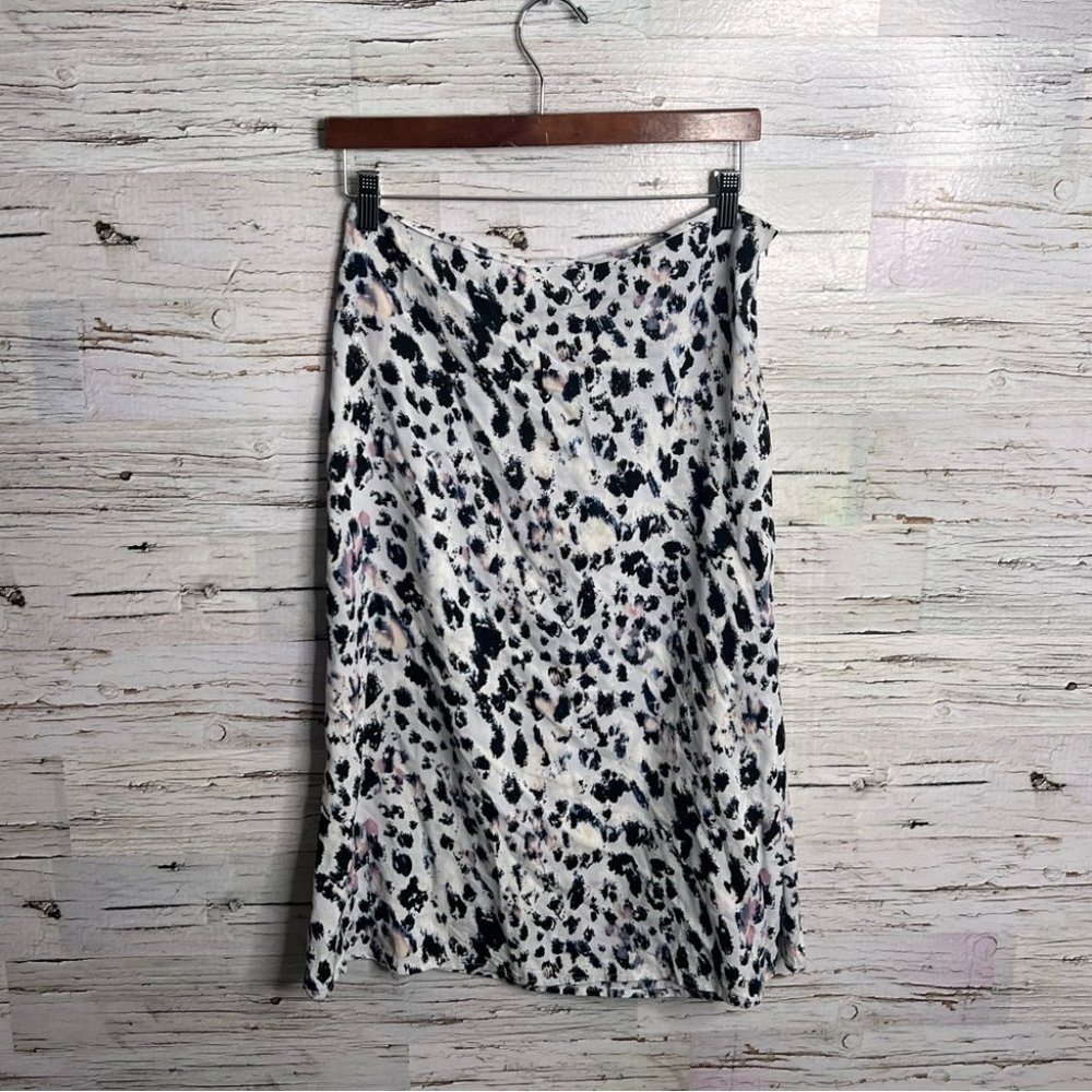 One clothing white black leopard print mini skirt size medium